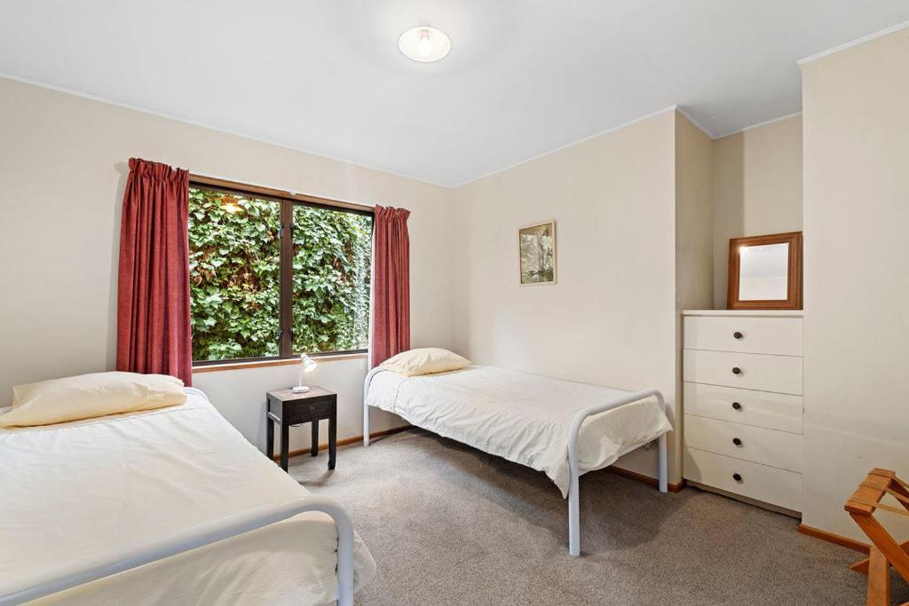 Sycamore Place - Wanaka Holiday Home エクステリア 写真
